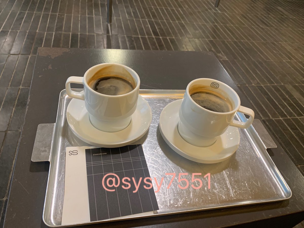 #란딩 #골프 #여행 #힐링 #리트윗차단 #리트윗삭제 #카페 #뜨아 #청담골 오늘 카페만 4곳. 간만에 새벽부터 일했당~ 역시 사람은 일을 해야하나보다. 뿌뜻하고 행복한 하루~ 올해는 바뻤으면 좋겠당. 모두 부~~~자되세요^^