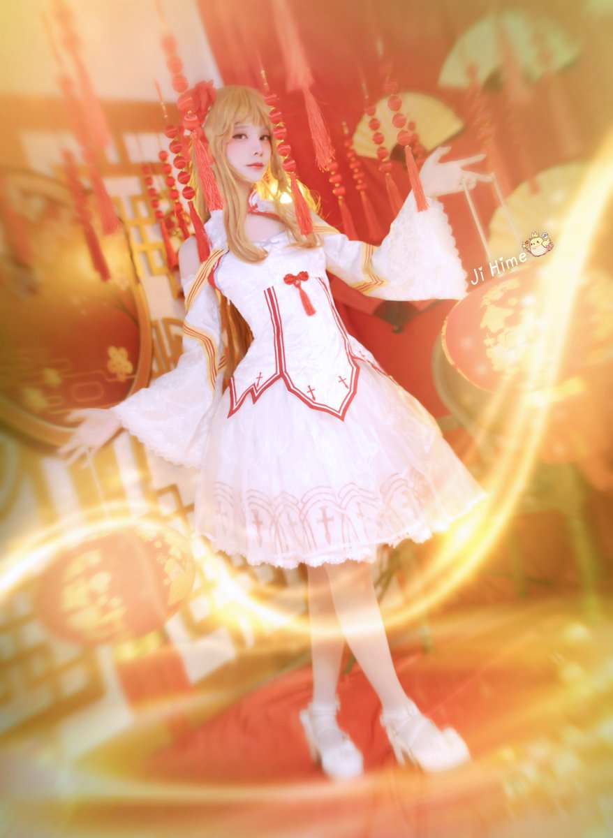 Ji_Hime_69's tweet photo. ✨✨🐉🐉新正如意 新年发财2024🧧 🏮✨✨
Asuna - Sword art online - Chinese New Year Ver.
By Ji Hime
Model : Fate Ji Wiryn / Ji Hime
Edited by Ji's Sandbox
#jihime #Asuna #swordartonline #chinesenewyear #cosplay #lunarnewyear #chineseculture #chinesedress #chinese #redtones https://t.co/6BnZjr5oCY