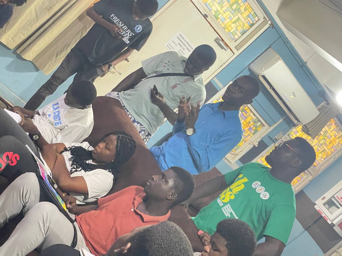 hesaknust's tweet photo. In anticipation of the interclass debate, the HESA leadership and representatives from the Debate Society convened with the first year debaters.
Their purpose was to discuss the program in detail while offering guidance to the participants

#FreshersWeek
#KeepMoving
#AStepFurther https://t.co/pnBWYz2R8p