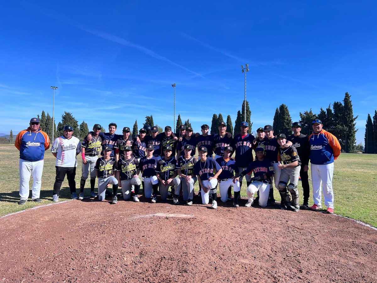 ⚾ El fin de semana pasado nuestro Club consiguió: 
👉🏼 Victoria de Astros senior que se impuso a Piratas 
👉🏼 Victoria de Astros Azul sub 18 sobre Criollos Castellón 
👉🏼 Derrota de Astros Naranja contra Antorcha en la última entrada.

Seguimos adelante 💪🏼 Vamosss Astros