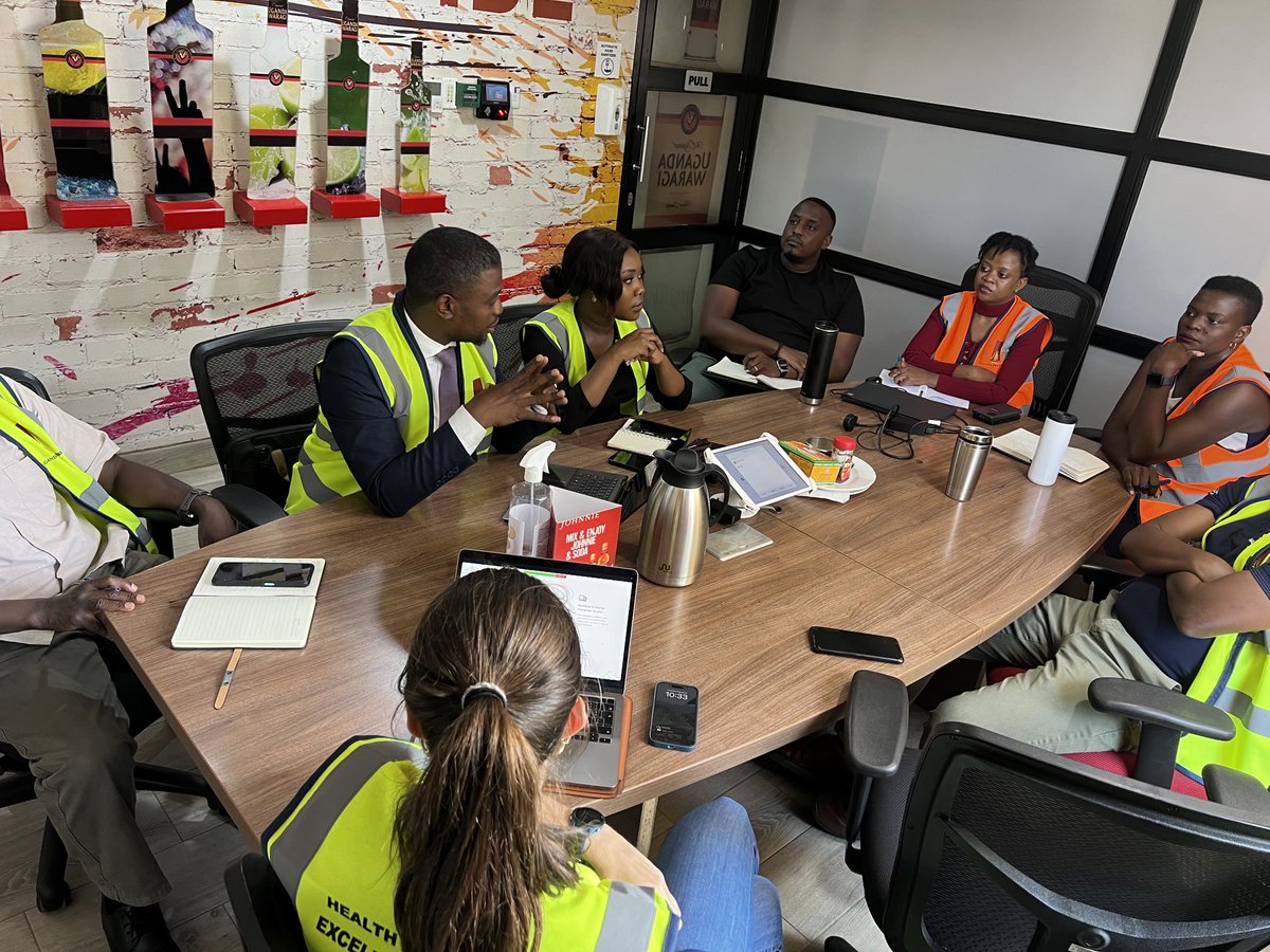 wekesa_amos's tweet photo. Spent hours today morning with our title sponsors of the ⁦@RwenzoriMarathn⁩ at their offices ⁦@UgandaBreweries⁩ 

 team lead by @matildabuleka, ⁦@pesh_Lucie⁩ and ⁦@RoyRonaldT⁩ and our team had @Cmasiga, ⁦@JuliusNkuraija⁩, ⁦⁦@mbjorgum⁩ https://t.co/gD9jHcMTrH
