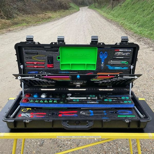 schutzkoffer's tweet photo. Keine Sorge: Dies ist kein Spiel mit verschiedenen Leveln und Ebenen, sondern nur ein perfektes Beispiel, wie der #Peli1700 individuell angepasst werden kann. Wie individuallisieren auch Ihren Peli Case Fragen Sie gerne bei uns an: https://t.co/atPxOLCfus 

Foto: @mikyalberti https://t.co/zOGJc2JW11