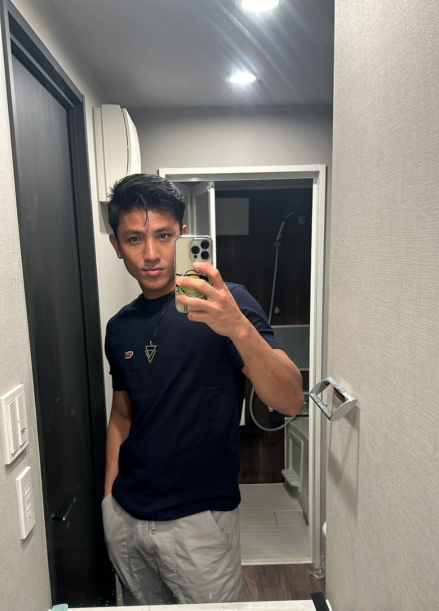 Blessed are those who can give without remembering and take without forgetting✨