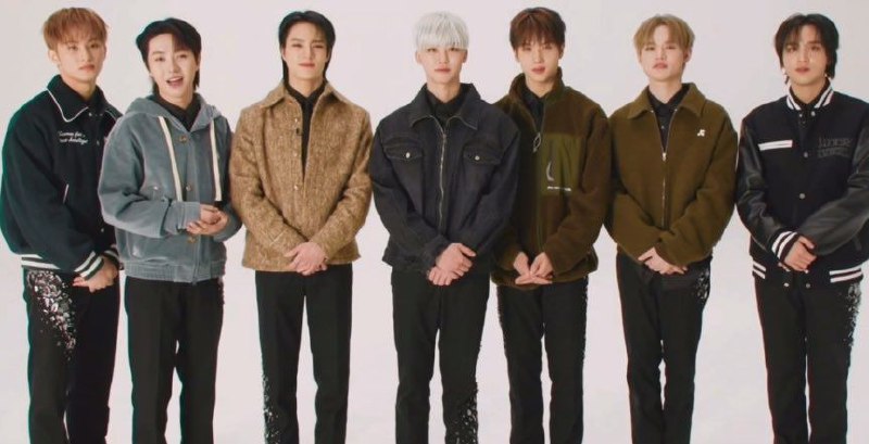 Belum cb udah ke spil rambut nya😭  /dreamies
