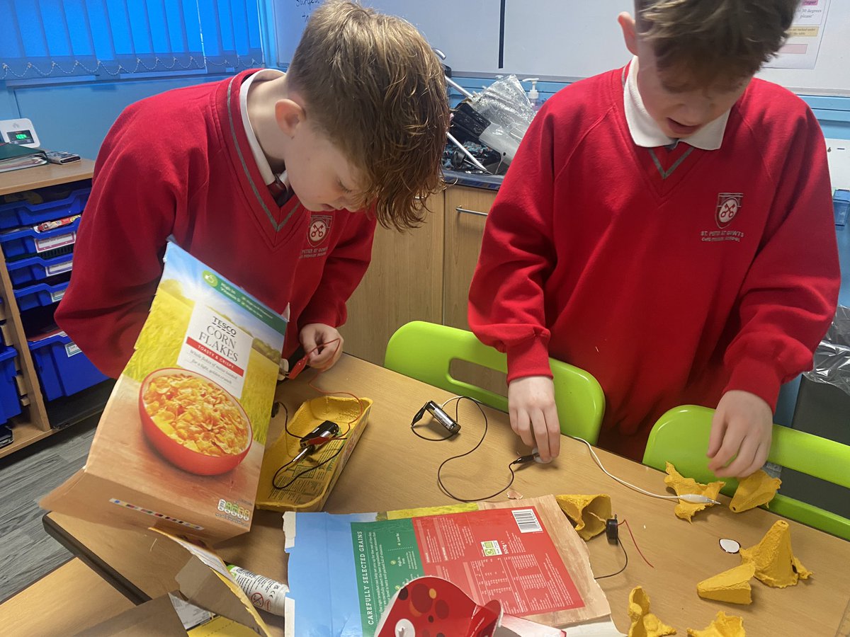 mrsbradleyspag's tweet photo. Our circuit games are underway! @missbuddenspag @misswhitespag @mrsthornespag #DTweek #circuitgames 💡 https://t.co/LRIM5sbgFY