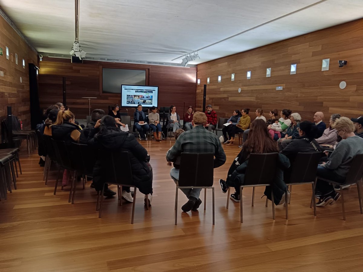 Ayer en San Telmo familias del programa Familia Laguna de Aitor, Orixe, Zuhaizti y Maria Reina conocieron recursos de SOS racismo, Bidez Bide, Haurtxoko y Gazteleku, Bagera, Bibliotecas, Asociaciones de vecinos/as, Asociaciones de madres y padres y Museo San Telmo. Eskerrik asko!