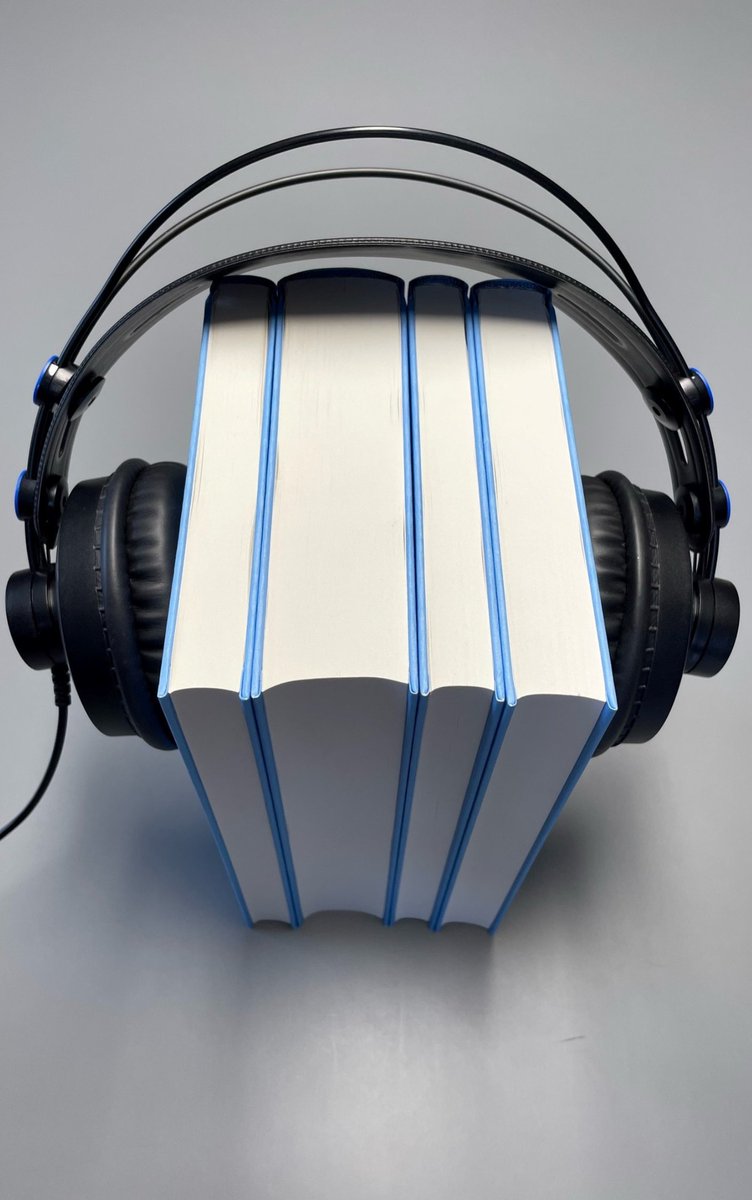 DunckerHumblot's tweet photo. Wir haben eine neue Podcast-Folge unseres #Verlagspodcast|s »D&H on Air« veröffenlicht: In den »Quartalseinblicken« stellt unser #Verleger Florian Simon ausgewählte #Neuerscheinungen des Winters 2023 vor: https://t.co/Yv6F1mwMFE
#Wissenschaftsverlag #Verlagsprogramm https://t.co/2YHaNJpTJQ