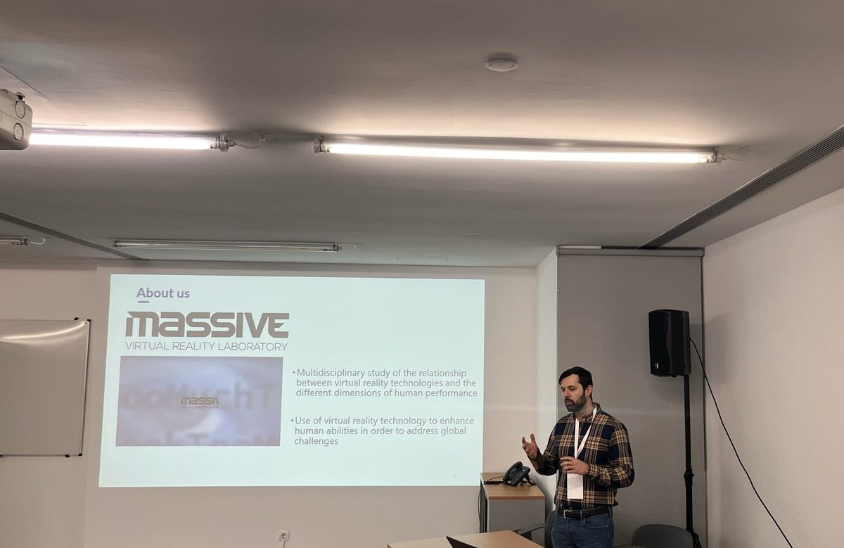 Miguel Melo from INESCTEC is now explainig how the VR Training Platform for RN scenarios works.