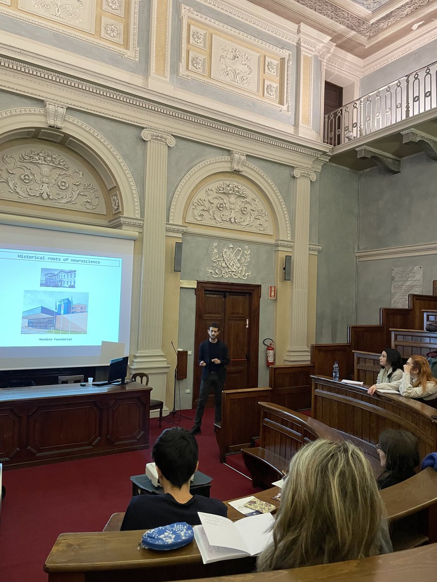 Engaging and enlightening 2-day meeting in the wonderful Aula Golgi at <a href="/unipv/">Università di Pavia</a> delving into language and semantic memory with Fritz Guenther @MarelliMar <a href="/CrepaldiDavide/">Davide Crepaldi</a> <a href="/ECatricala/">eleonora catricalà</a> <a href="/silviaserino1/">silvia.serino</a> <a href="/fabio_marson/">Fabio Marson</a> <a href="/devarda_a/">Andrea de Varda</a> &amp; many others