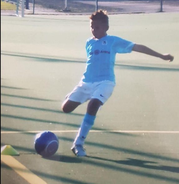 TSV1860eV's tweet photo. Heute wäre unser ehemaliger Jugendspieler und Löwenfan Guiliano Kollmann 27 Jahre alt geworden. 

Er wurde beim rechtsterroristischem Anschlag am OEZ in München ermordet. Guili, wie ihn einige seiner engsten Angehörigen nannten, wird schmerzlichst vermisst. (1/3) https://t.co/kaAgrTqGzT
