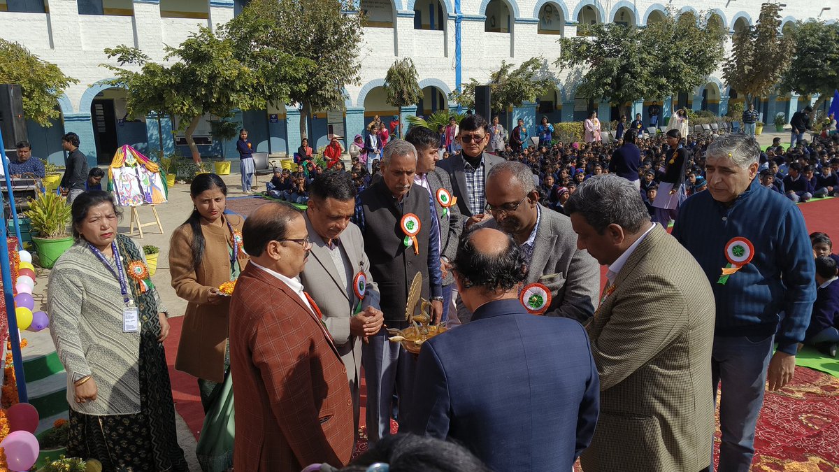 Devenderskhatri's tweet photo. Annual day celebration in G Co-ed SSS C BLOCK HOLAMBI KALAN DELHI 82 school I'd 1310407 @ArvindKejriwal @AtishiAAP @Dir_Education @CMODelhi #Annualday2024 #education #Dance https://t.co/iZwVbqUccO
