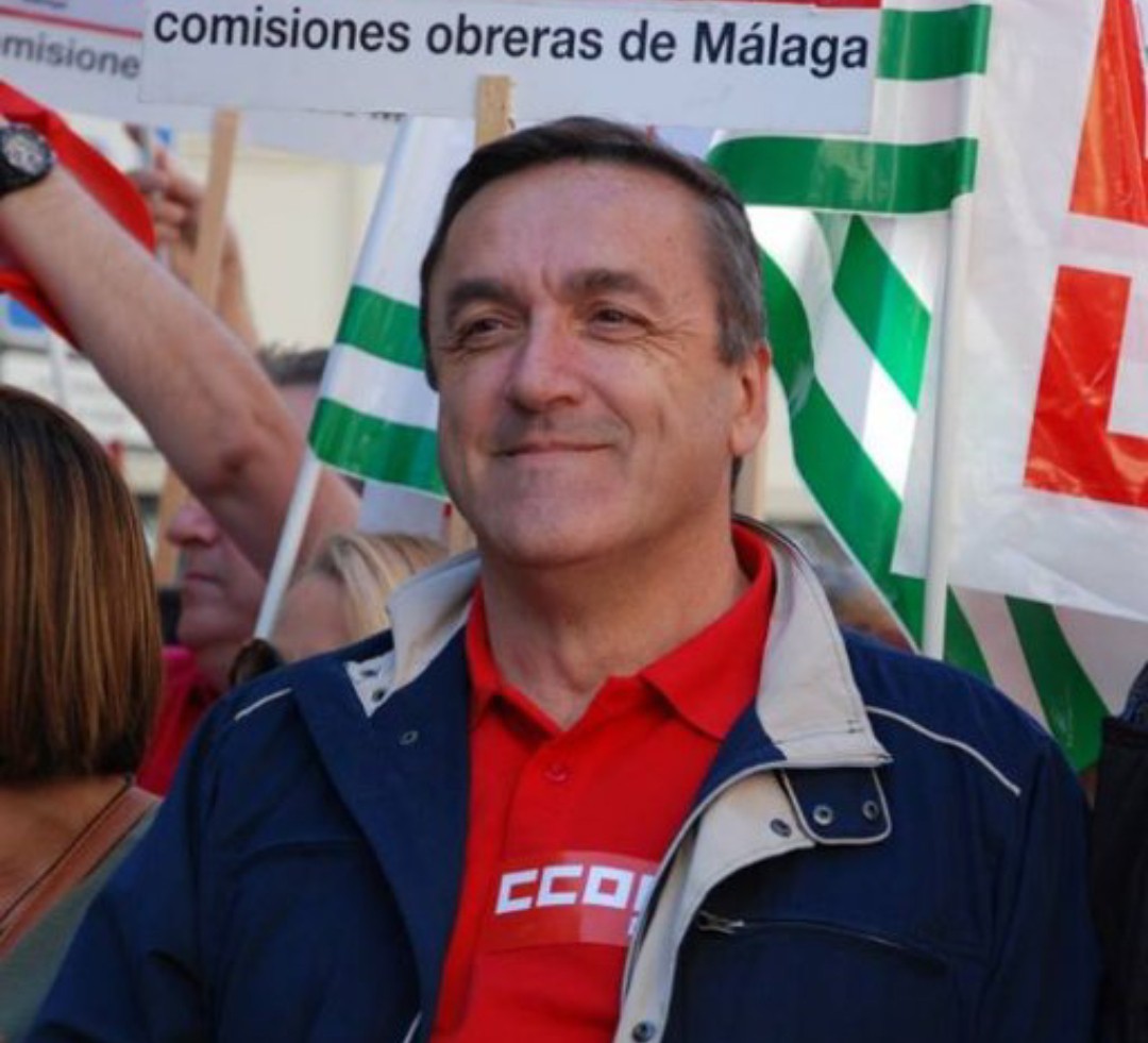 _ElObservador_'s tweet photo. #OJO
#CCOOMálagaDiceNoAlRascacielosDelPuerto

@ccoomalaga por boca de su secr gral #FernandoCubillo @cubillofm y ante la ministra d Vivienda, acaba d manifestar q la postura oficial d su sindicato es un rotundo #NoAlRascacielosDelPuerto, en las jornadas #DerechoViviendaDigna.
. https://t.co/IKdbdCciWZ