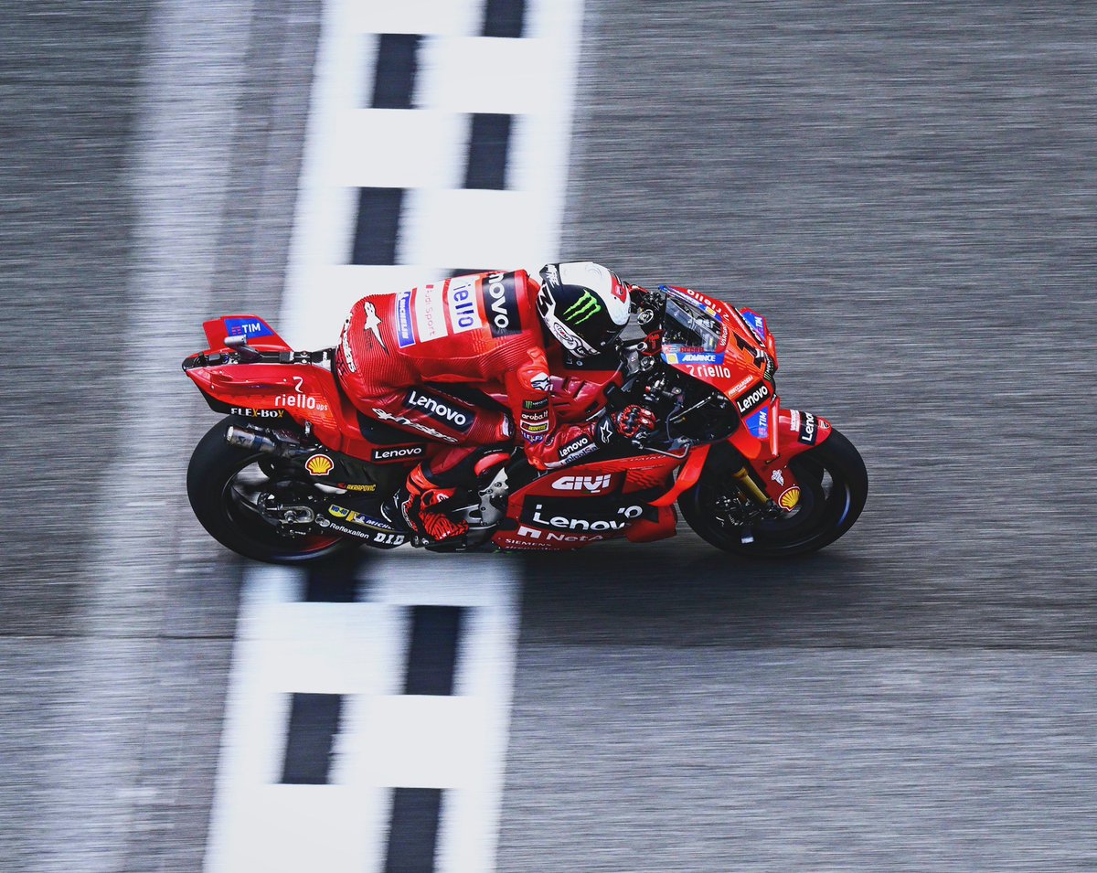 Pecco Bagnaia quickest at the end of the three day Sepang test. A couple of weeks off then to Qatar for a two day test on the 19/20th Feb. . . #motogp #peccobagnaia @pecco63 #ducati #sepangtest #nikonz9