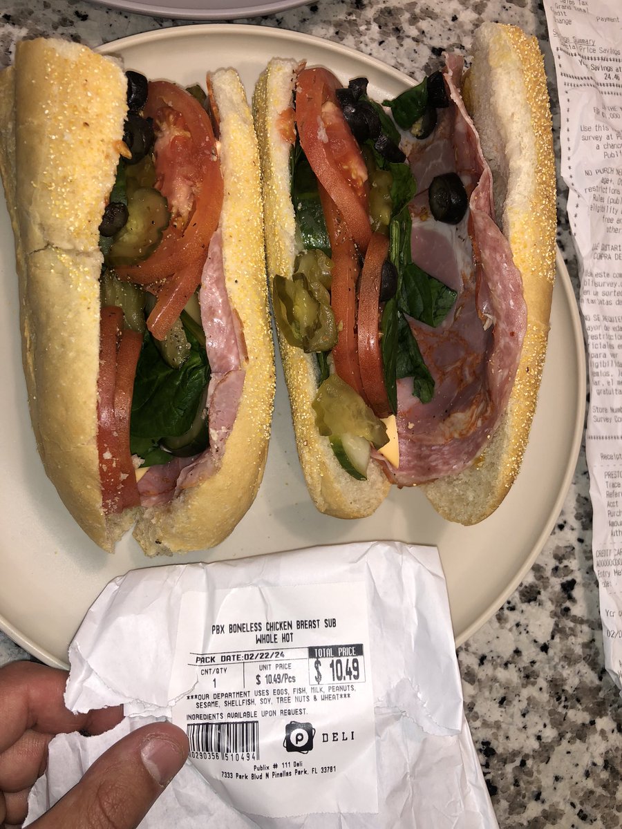 Gregslistt's tweet photo. @Publix hello I was at store #111 half hour ago and got home and just saw i was charged for a chicken tender sub when I got the boars head Italian that is on sale for 6.99 https://t.co/afPYULp2w8