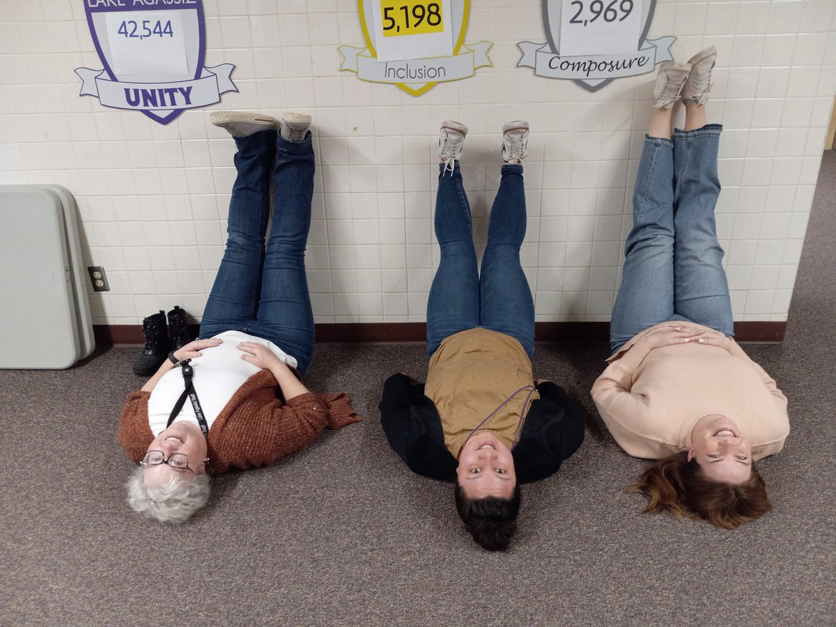 dando_LM's tweet photo. Brakkenfly crew showing off our school spirit. @LakeAgassizGFPS #reFreshFebruary24 #WeAreBrakkenfly https://t.co/e7Qygd9609