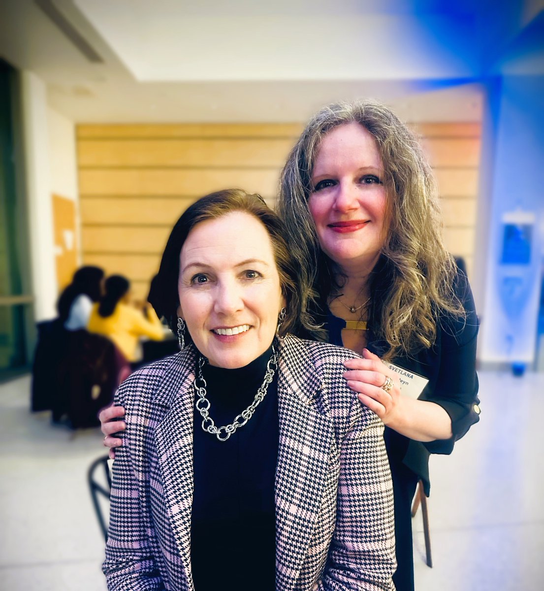 #TBT to last week at @Jacobs_Med_UB @UDocthers Symposium with Dr. @JulieSilverMD! I had no mentors or sponsors throughout my career, so paving my own way has been very difficult. It's why talking to Dr. Silver and absorbing her wisdom has been very therapeutic. #WomenInMedicine