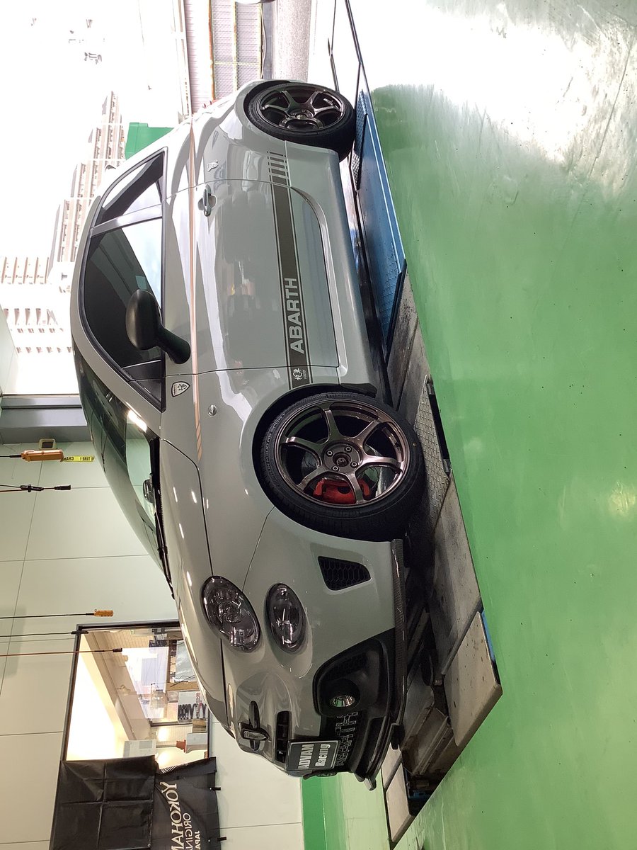 tgsakai9491's tweet image. #タイヤガーデン堺　#ADVAN Racing #RG4 
#アバルト　お取り付けさせて頂いたお車紹介！

#車好きな人と繋がりたい  #車好きと繋がりたい  #車好き　#YOKOHAMAタイヤ