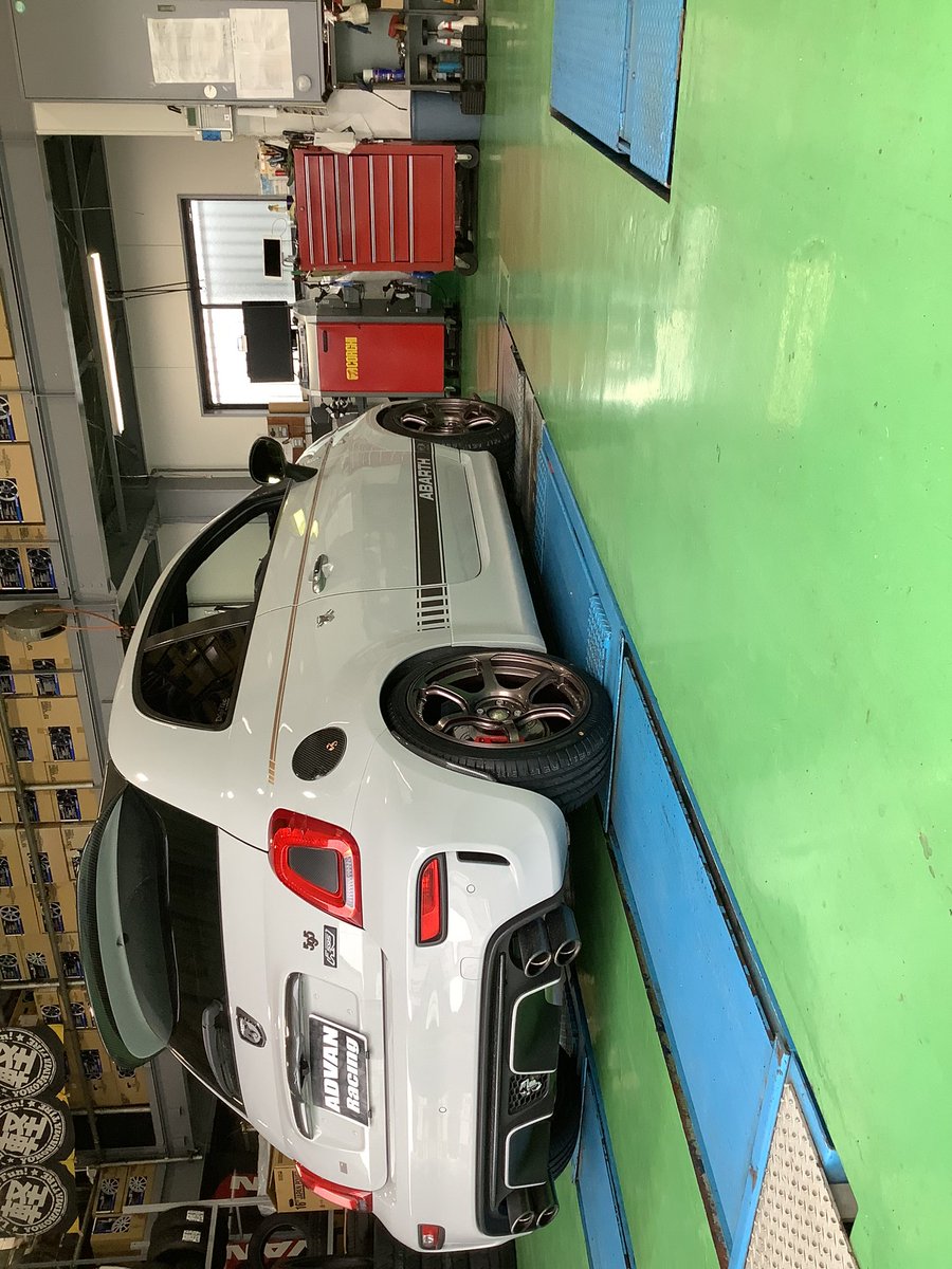 tgsakai9491's tweet image. #タイヤガーデン堺　#ADVAN Racing #RG4 
#アバルト　お取り付けさせて頂いたお車紹介！

#車好きな人と繋がりたい  #車好きと繋がりたい  #車好き　#YOKOHAMAタイヤ