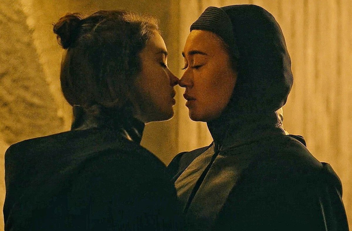 eu fui embora                   meu amor chorou