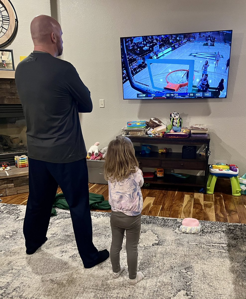 Congrats <a href="/carrollu_wbb/">Carroll Women’s Basketball</a> 🏀🏀<a href="/CoachBuddah/">Mike Budziszewski</a> 👏🏻👏🏻