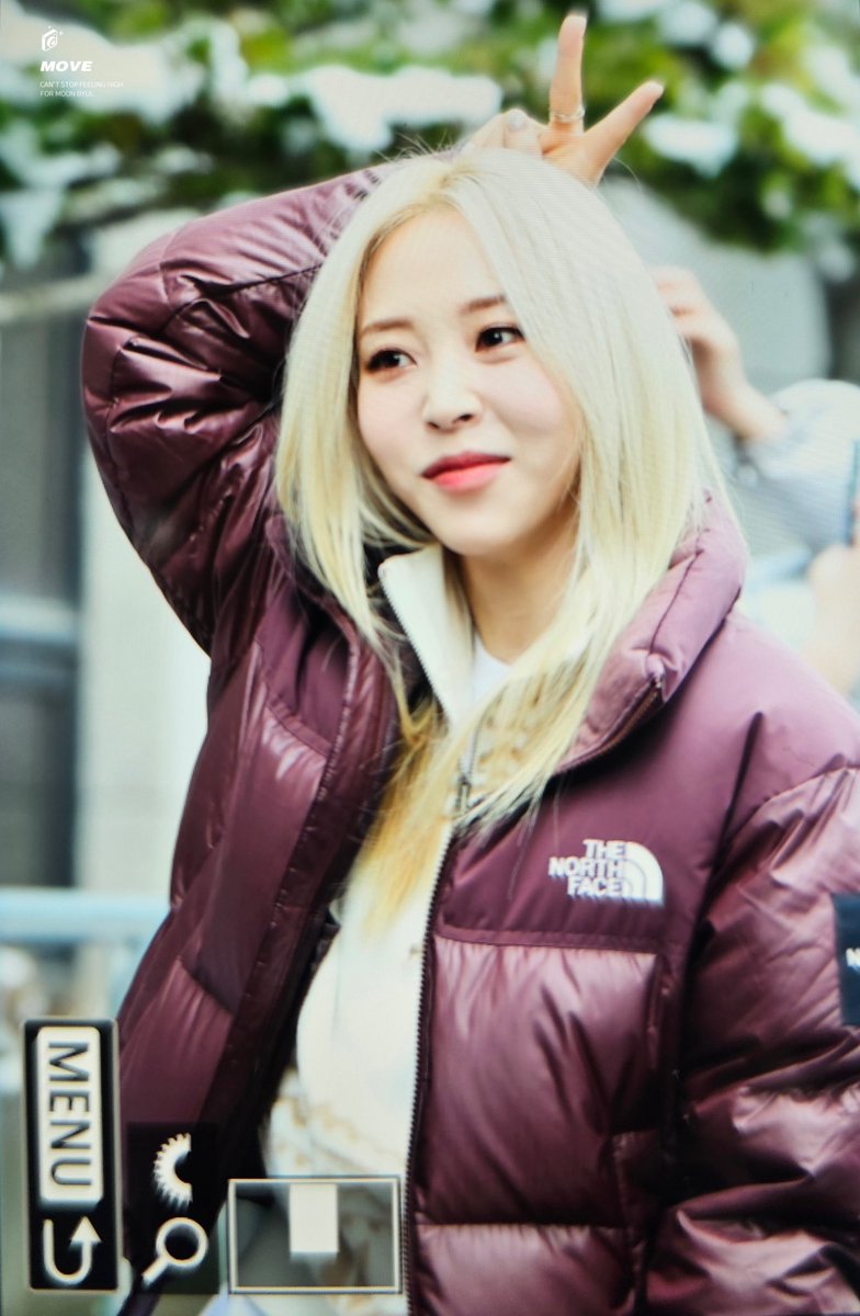 Move_0619's tweet photo. 240223 뮤뱅 출근 프리뷰
 
공주 화이팅🐹😚💪❤️

#마마무 #문별 #MAMAMOO #MOONBYUL 
#byul_muse https://t.co/lvhvRAblgr