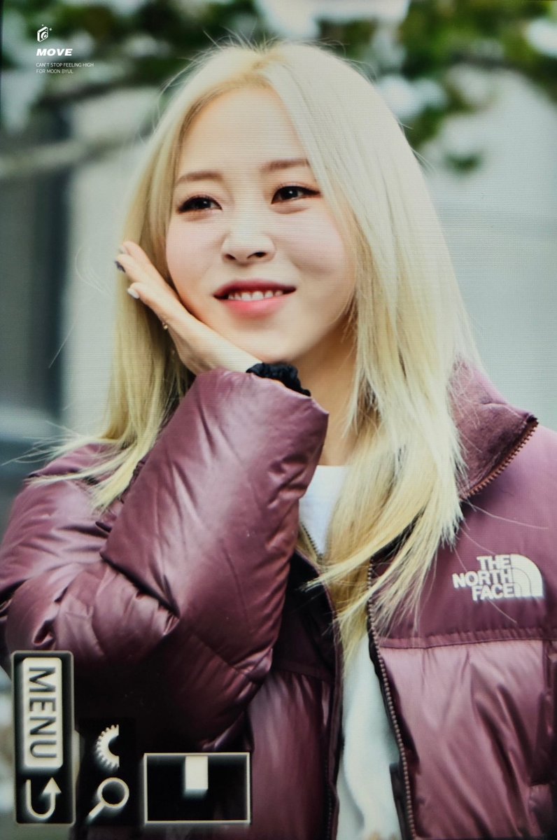 Move_0619's tweet photo. 240223 뮤뱅 출근 프리뷰
 
공주 화이팅🐹😚💪❤️

#마마무 #문별 #MAMAMOO #MOONBYUL 
#byul_muse https://t.co/lvhvRAblgr