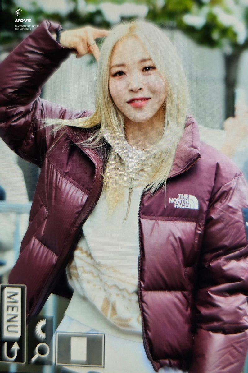 Move_0619's tweet photo. 240223 뮤뱅 출근 프리뷰
 
공주 화이팅🐹😚💪❤️

#마마무 #문별 #MAMAMOO #MOONBYUL 
#byul_muse https://t.co/lvhvRAblgr