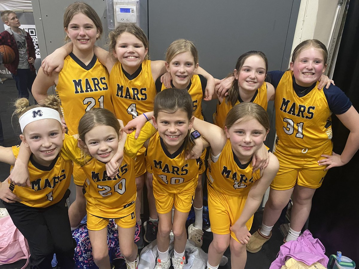 MGYBA_Hoops's tweet photo. Big 4th grade team win vs Aliquippa tonight 13-12. 

Player of the game is Ellie Spaulding. 

Lots of fight in these girls.  This wraps up league play in the CV League. https://t.co/y6QcCIFYri