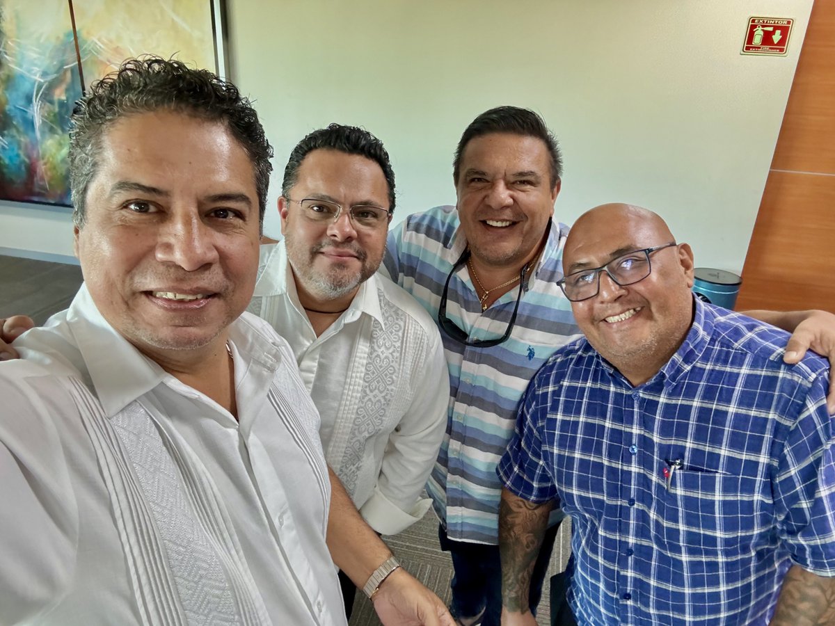 Lenin Amaro B. tweet media