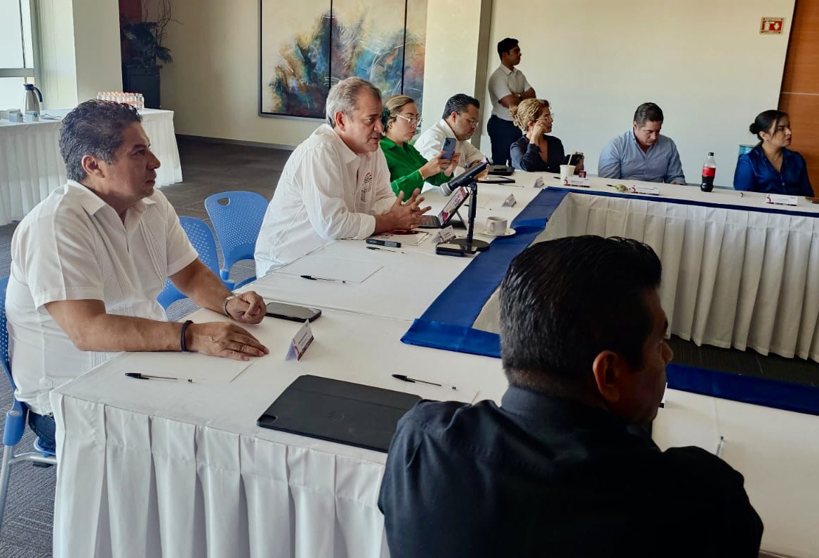 Lenin Amaro B. tweet media