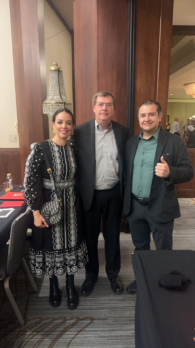EcopholiaMX's tweet photo. Presentes en el Contractor symposyum 2024 #CPKC en la ciudad de Kansas City, Missouri. https://t.co/BgaCaXkzjW