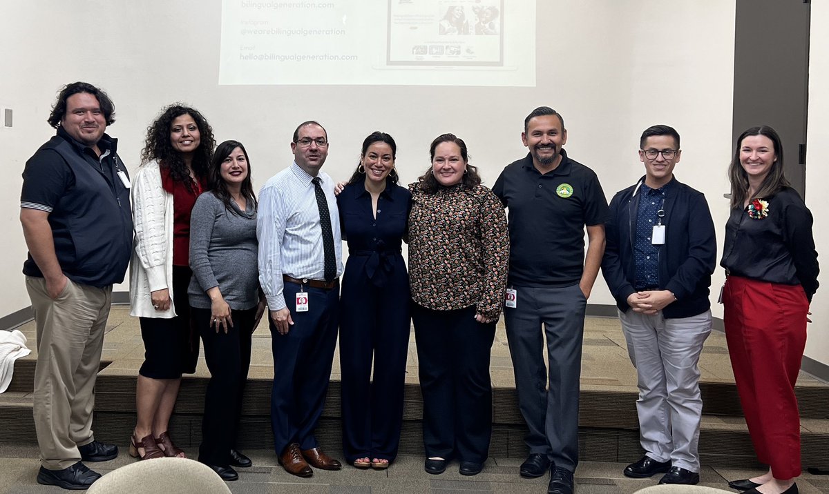 Great evening with members from the Association of Latinx Leaders in Aldine learning about the importance of public narrative from Aldine HS Alum, Dr. Veronica Benavides. #MyAldine #LeadershipMatters