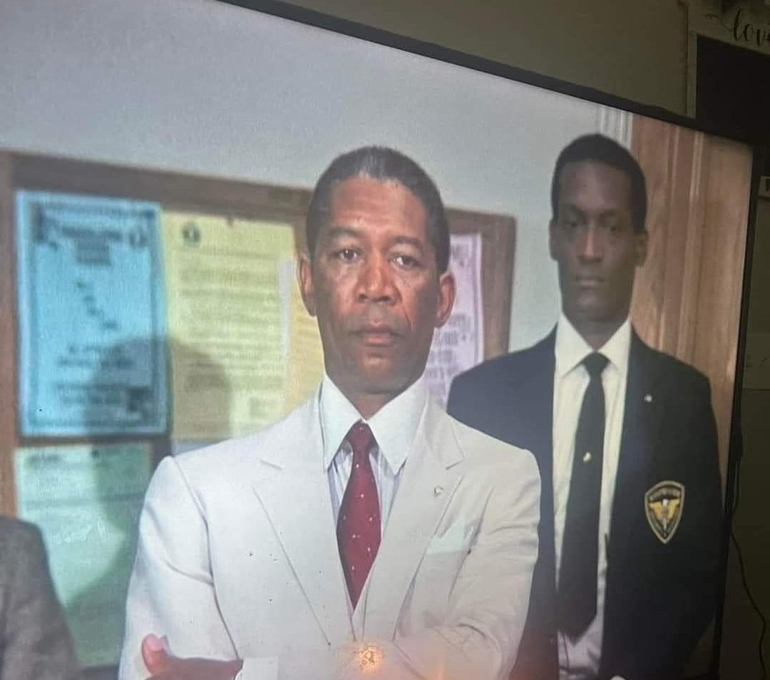 All this time, and I just realized @TonyTodd54 was in #LeanOnMe.
Way before #Candyman 
 👀👀👀