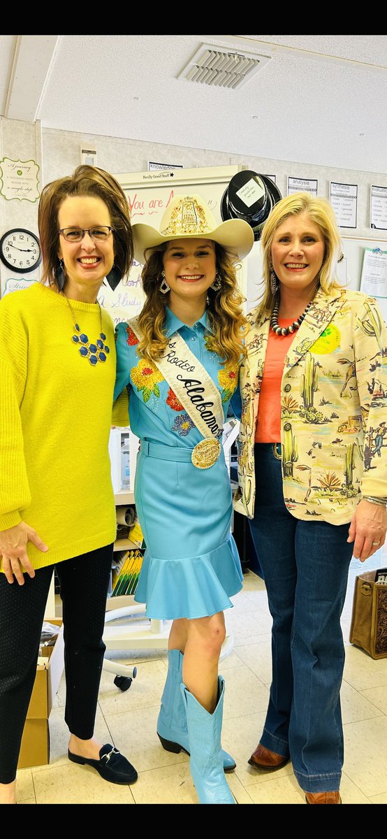Our Dalraida Elementary School QUEST classes welcomed Teen Miss Rodeo Alabama Queen 2024 (Georgia Cauthen) to share all about the Alabama Rodeo and how she represents this organization in the state of Alabama! We loved having her share all of her experiences with our students!