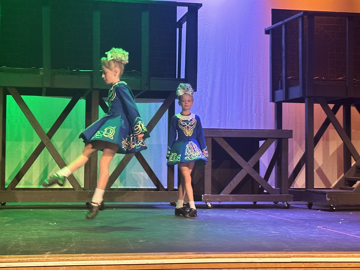b_pearson's tweet photo. Great night at SMS Culturefest! Thank you to Sra. B, our staff and all the kids that put this event on. Thank you to our community partners as well! #SMSRocks @SMSstallions @rockwoodschools https://t.co/yZ2MUEwjBh