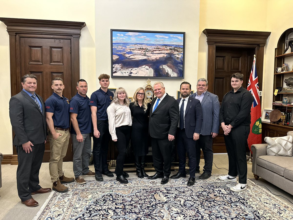 Today I had the honour of joining the family of @WPFFA_481 FF Craig Bowman at QP for the third reading of Bill 149 reducing the latency period for esophageal cancer. Thank you @fordnation @DavidPiccini & @MPPKerzner for your continued support of @opffa members. @IAFFCanada