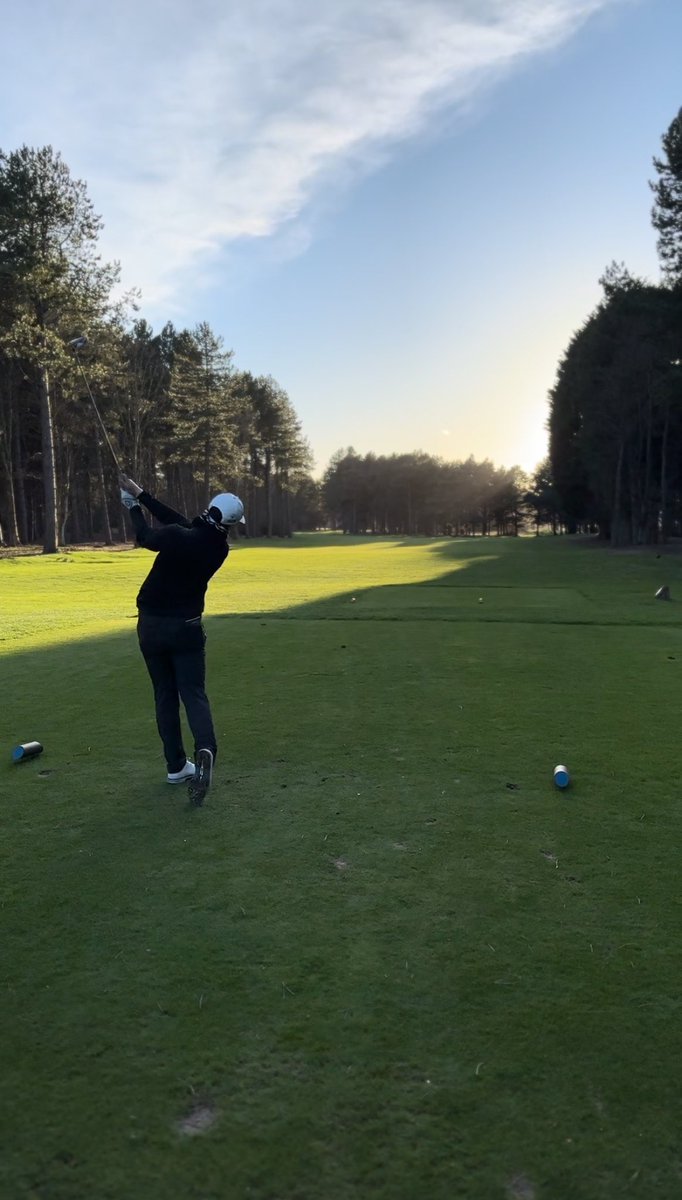 Stunning evening <a href="/archerfieldgolf/">Archerfield Links</a> for an On Course Coaching Session with Will ⛳️ #LuckyMan #FidraLinks