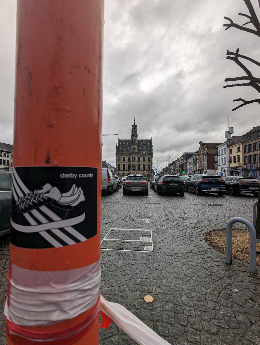 Matthewpotter97's tweet photo. Another day and more @DCFCstickers placed around Belgium on tour in Antwerp then Mendez-Laing in Gent and the final one in Oudenarde #dcfc #derbycounty #ramsontour ๐๐ค๐ค๐ค https://t.co/7921kaNZ59
