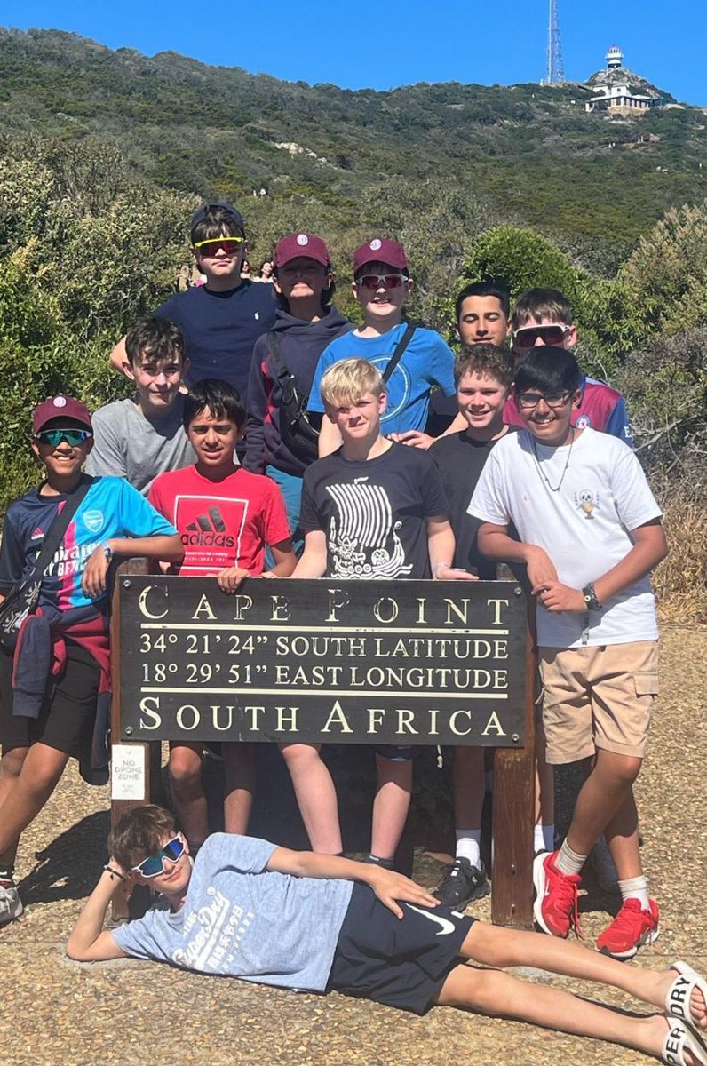 LockersSport's tweet photo. A day to remember!! Today our tourists spent the morning at Hout Bay visiting the colony of Seals, followed by the penguins at Boulders Beach. A drive along the stunning Chapmans Peak and then down to the Cape of Good Hope. Memories made for life. #lpsport  #enthusiasmforlife https://t.co/gJ6FGI5Wsm