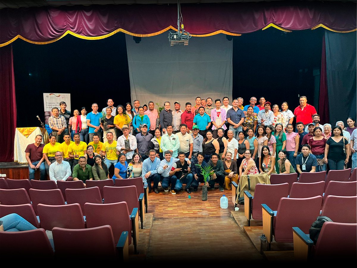 TrafinoOfficial's tweet photo. More than 100 people gathered for the closing event of the BioValor project in Manta, Ecuador. We had the pleasure of sharing these moments with members of the collecting communities, artisans, academics the @GIZEcuador  the Ministery of Environment and people from our team. https://t.co/veukVQHrr6
