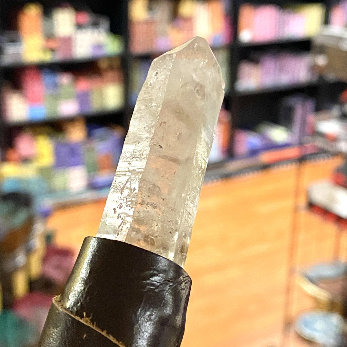 aromagregory's tweet image. These 3 Fold Energy System Wands we have at aromaG's Botanica were crafted by Mr. John T. Long.
#EnergyHealing #HolisticWellness #CrystalHealing #ChakraBalancing #AlternativeMedicine #NaturalHealing #EnergyWands #MindBodySpirit #WellnessTools #EnergeticBalance #Wands #MagicWand