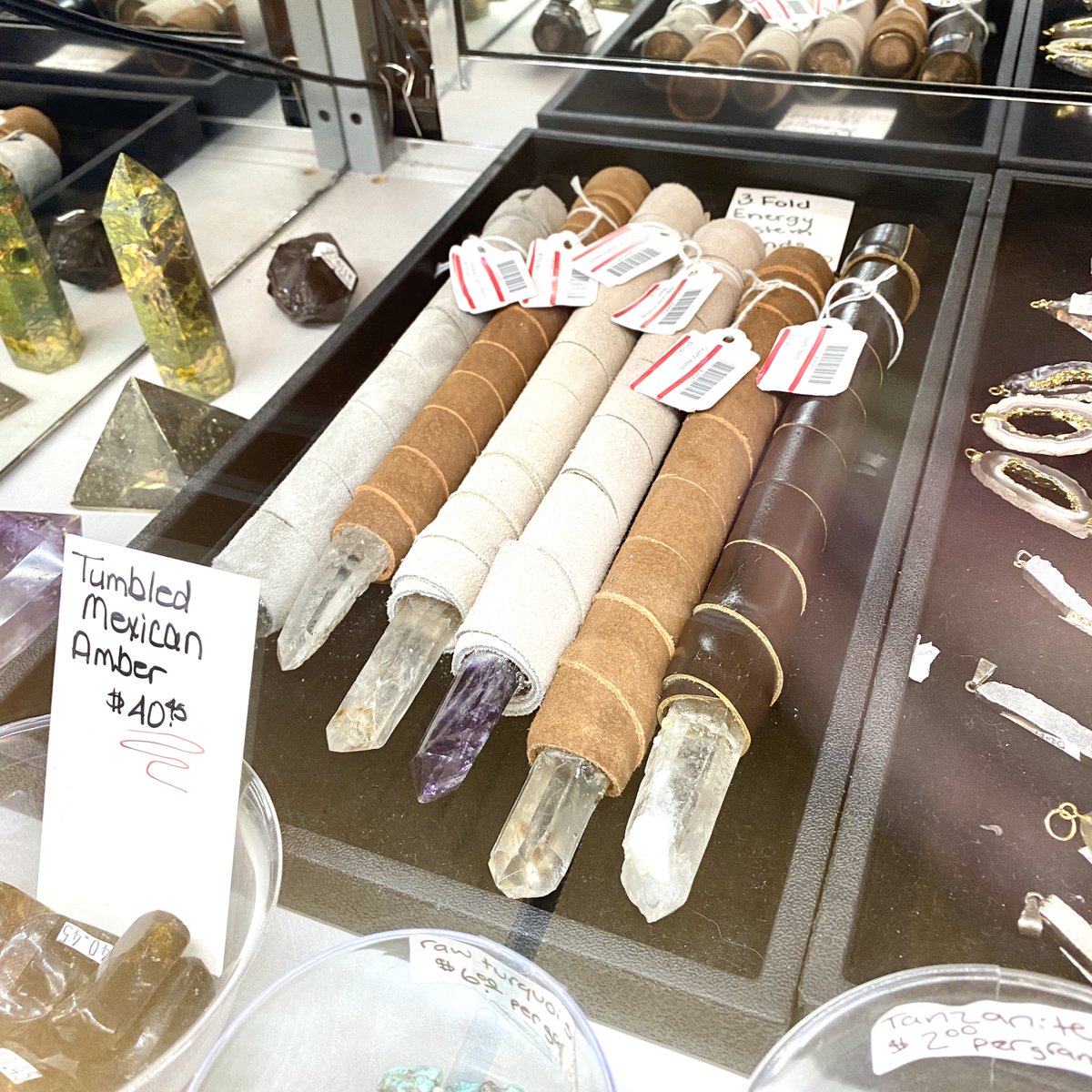 aromagregory's tweet image. These 3 Fold Energy System Wands we have at aromaG's Botanica were crafted by Mr. John T. Long.
#EnergyHealing #HolisticWellness #CrystalHealing #ChakraBalancing #AlternativeMedicine #NaturalHealing #EnergyWands #MindBodySpirit #WellnessTools #EnergeticBalance #Wands #MagicWand