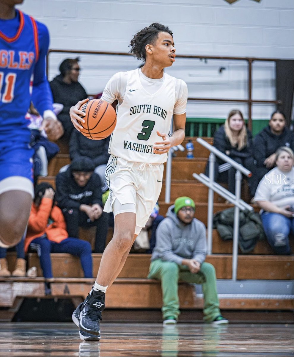 Taking <a href="/SR3BucketKing/">Steven Reynolds III #SR3</a> to the ‘Zoo Saturday. <a href="/WMUMBB/">Western Michigan Men's Basketball</a> #fullcircle