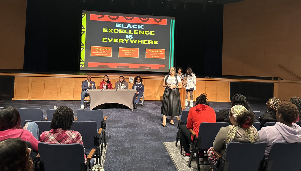 The Black Excellence is Everywhere event on February 8 recognized Black excellence and empowered District 207 students interested in certain professional fields. 

Learn more: maine207.org/news/event-rec…

Story by District Communications intern Thomas Hurley.

#207Lead