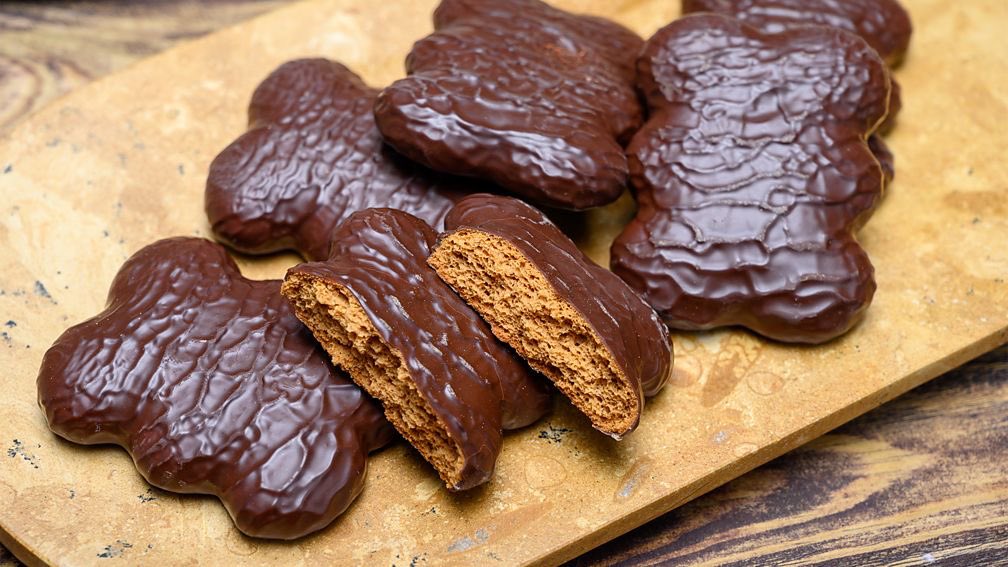 iwtbs__'s tweet photo. this or that food poll 

my fav childhood foods (🇵🇱) edition 

🏷️: edtwt anatwt abwtbs waniliowemleko ricecaketwt https://t.co/YuuiFKsfea