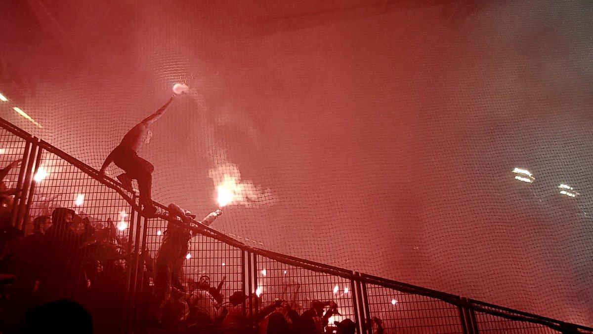 𝐍𝐎 𝐏𝐘𝐑𝐎 𝐍𝐎 𝐏𝐀𝐑𝐓𝐘

UEL Toulouse x SL Benfica (22/02/2024)