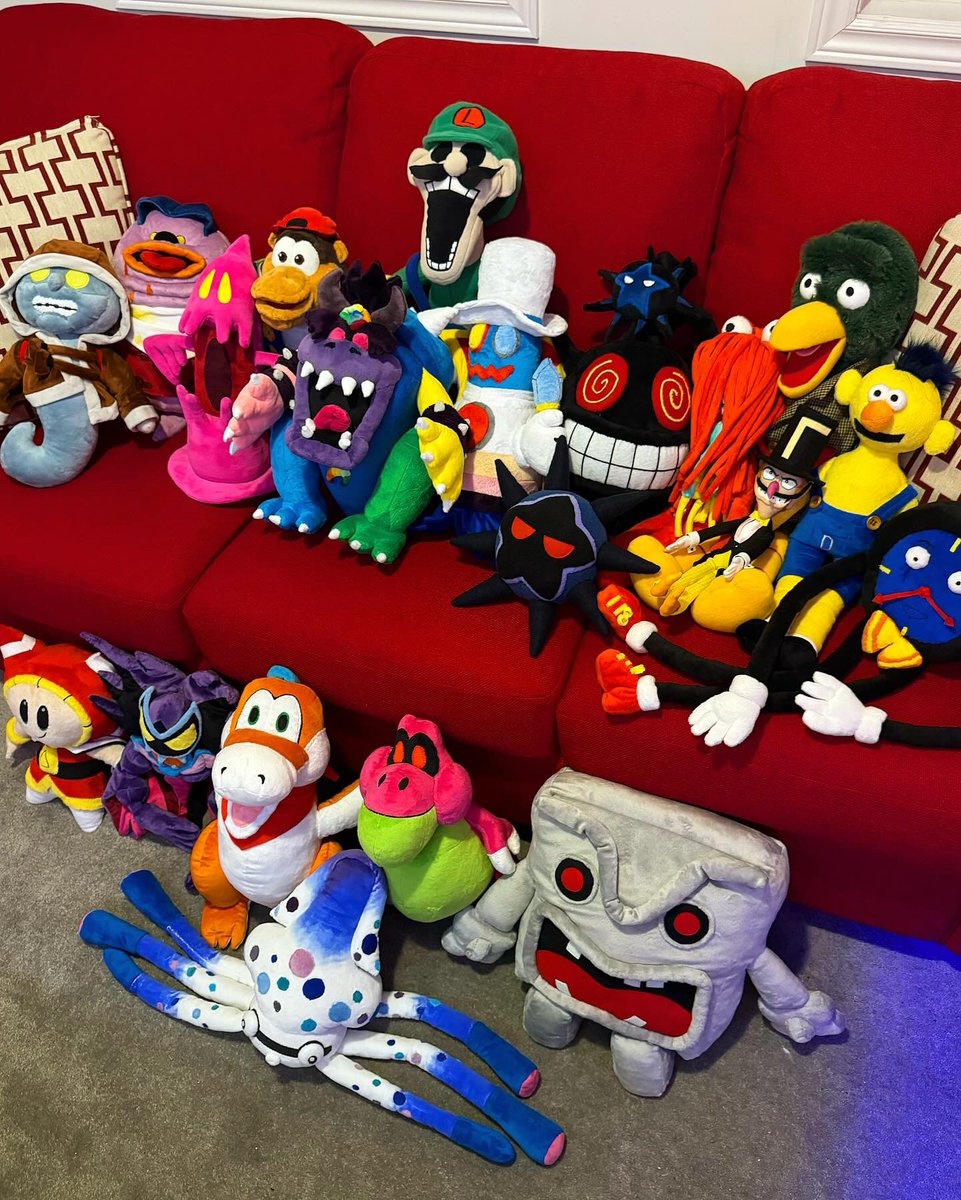 SuperMarioRich's tweet photo. Tomorrow I’m dropping a HUGE Custom Mario Plush Unboxing Video to SMR Studios! 🎬 Which one are you most excited for?💬 #Mario #SuperMario #unboxing https://t.co/2eK0Moq53R