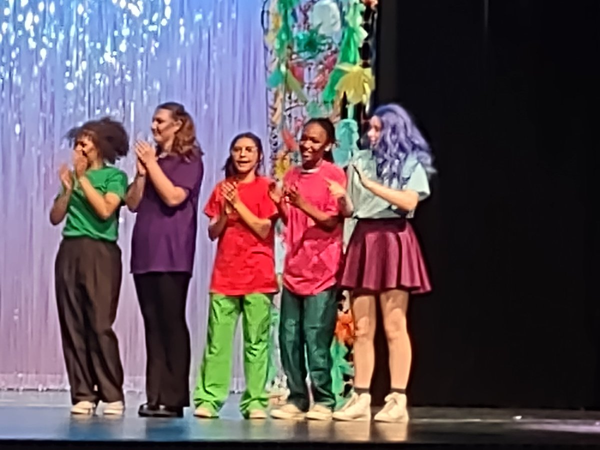 WalderNitasha's tweet photo. Went to see the brains and beauty, Precious in her school's theatre version of Finding Nemo. She was my 5th grade student in 2018. https://t.co/XMjkXUKKji