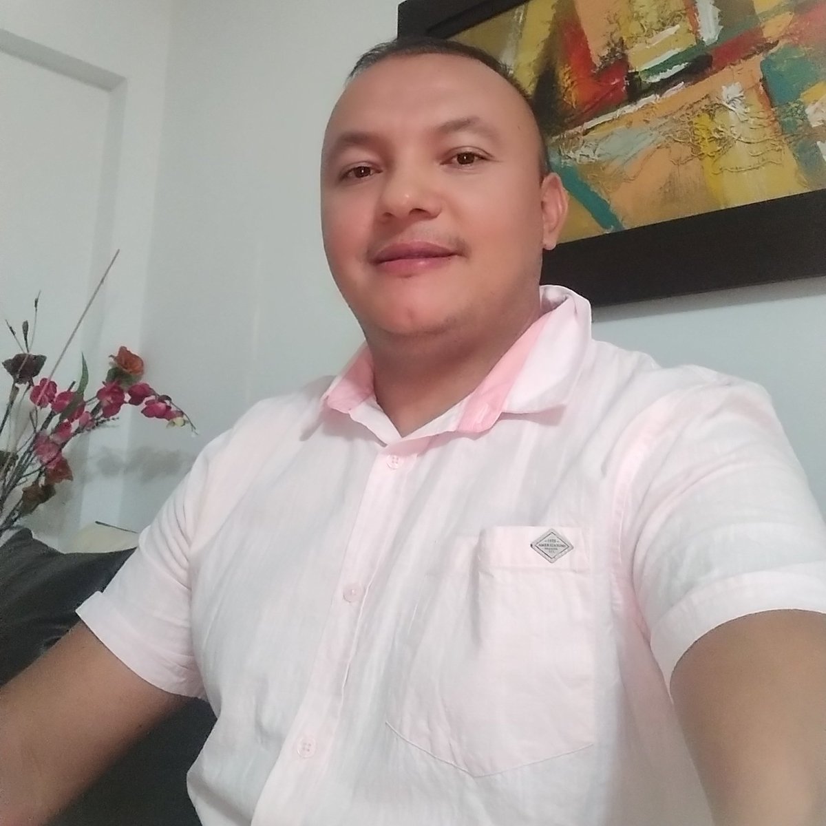 Andresco39's tweet photo. #NuevaFotoDePerfil https://t.co/U6tE6IGENd