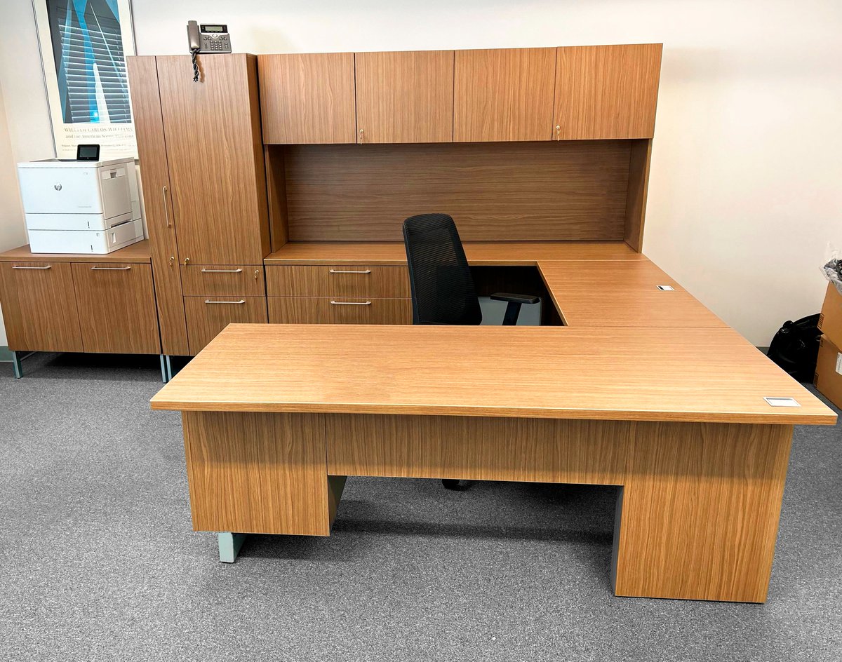 Fresh out of the box and ready to make things happen. This JSI Flux desk we recently installed is perfect for our customer, offering plenty of workspace and tons of storage. 

📍 Mobile - Foley - Pensacola
mcaleers.com